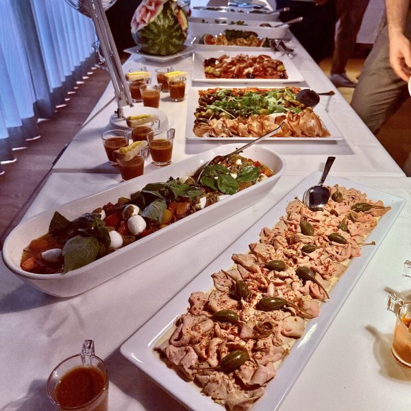 Catering mieten in der Karben Design Academy